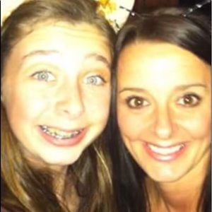 Meet your Posher, Hollie